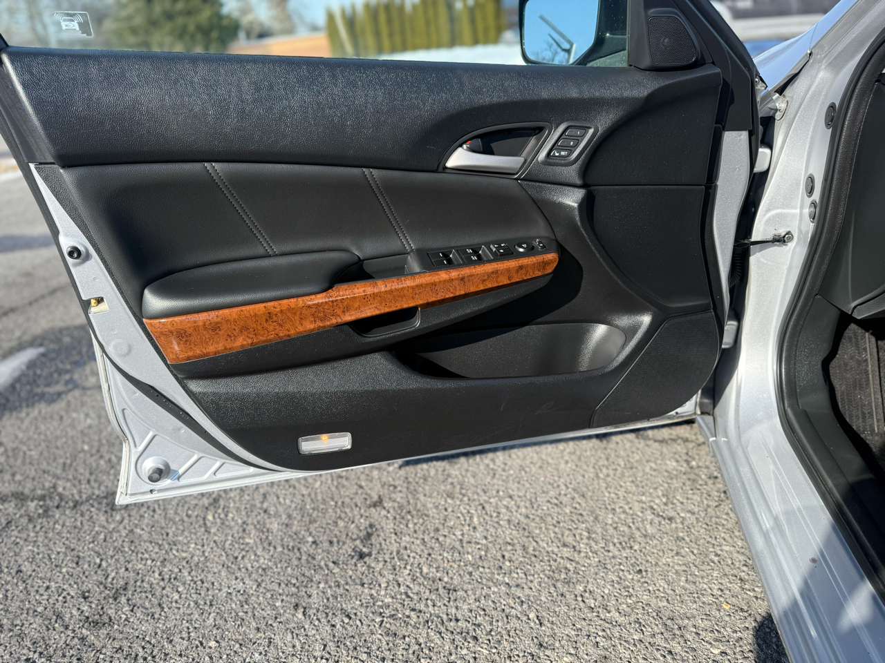 Honda Accord EX-L V-6 Sedan AT 2011