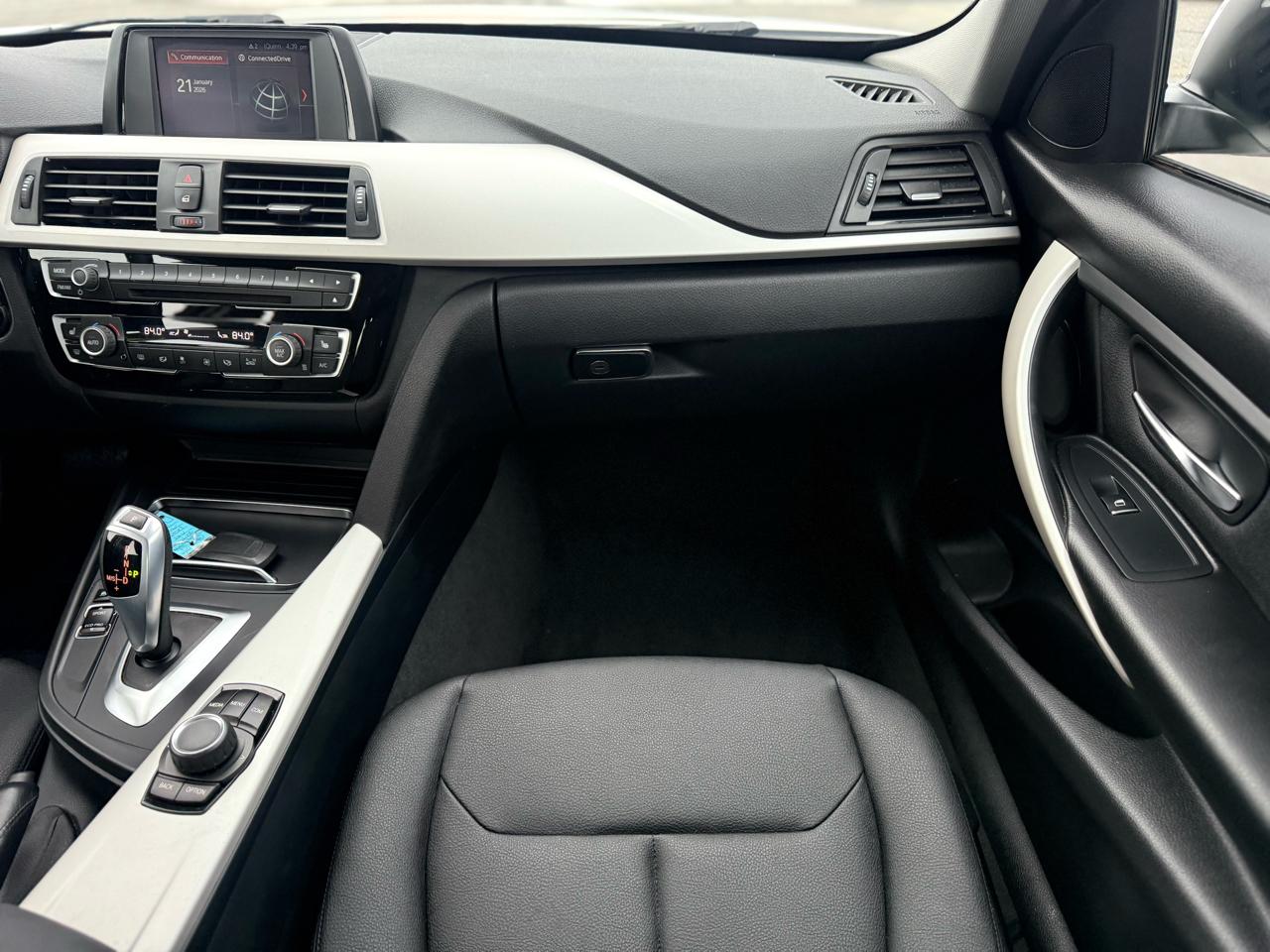 BMW 3-Series 320i xDrive Sedan 2018