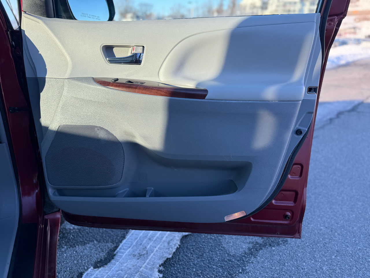 Toyota Sienna Limited AWD 7-Passenger V6 2014