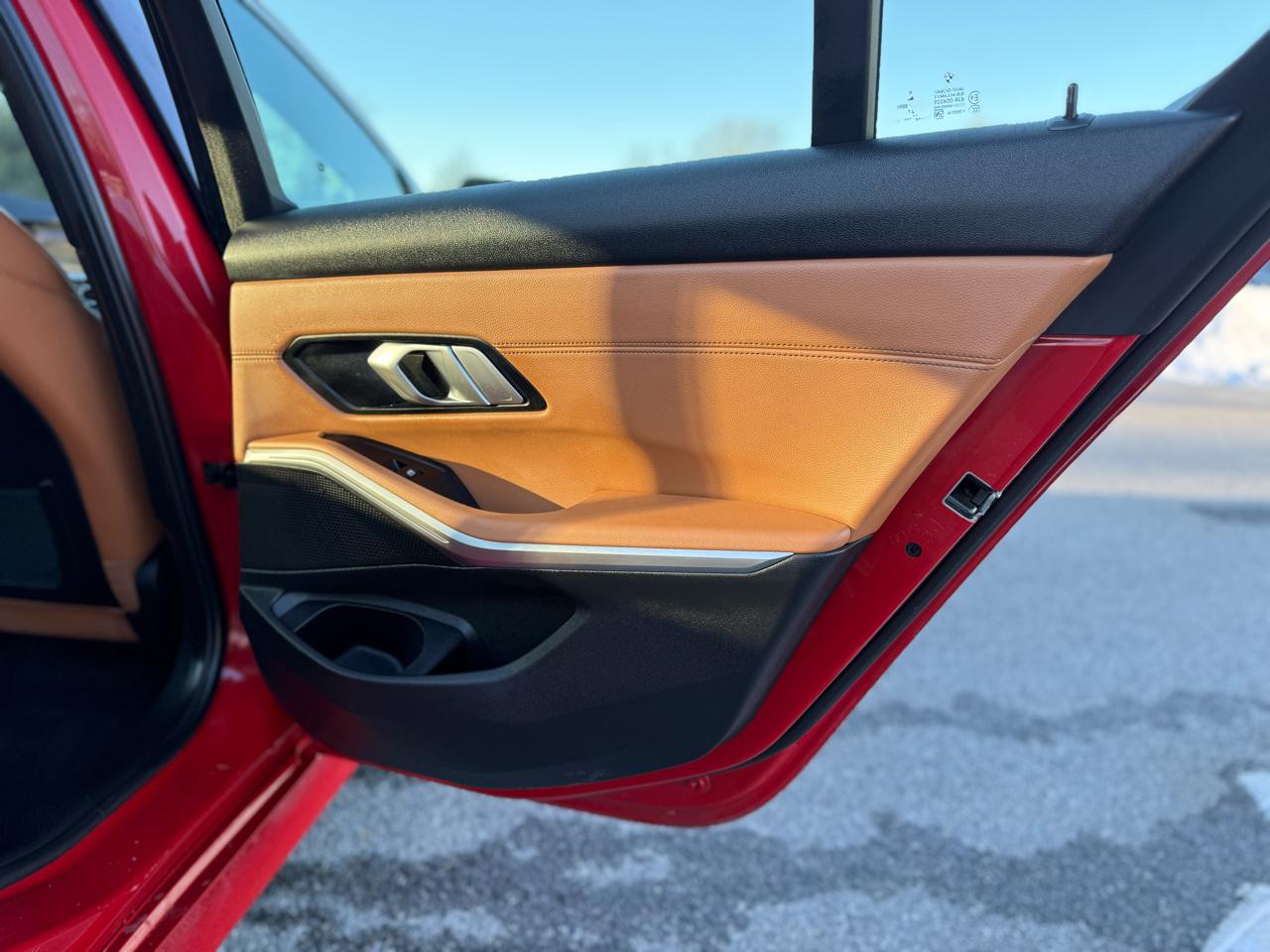 BMW 3-Series 330i xDrive 2021