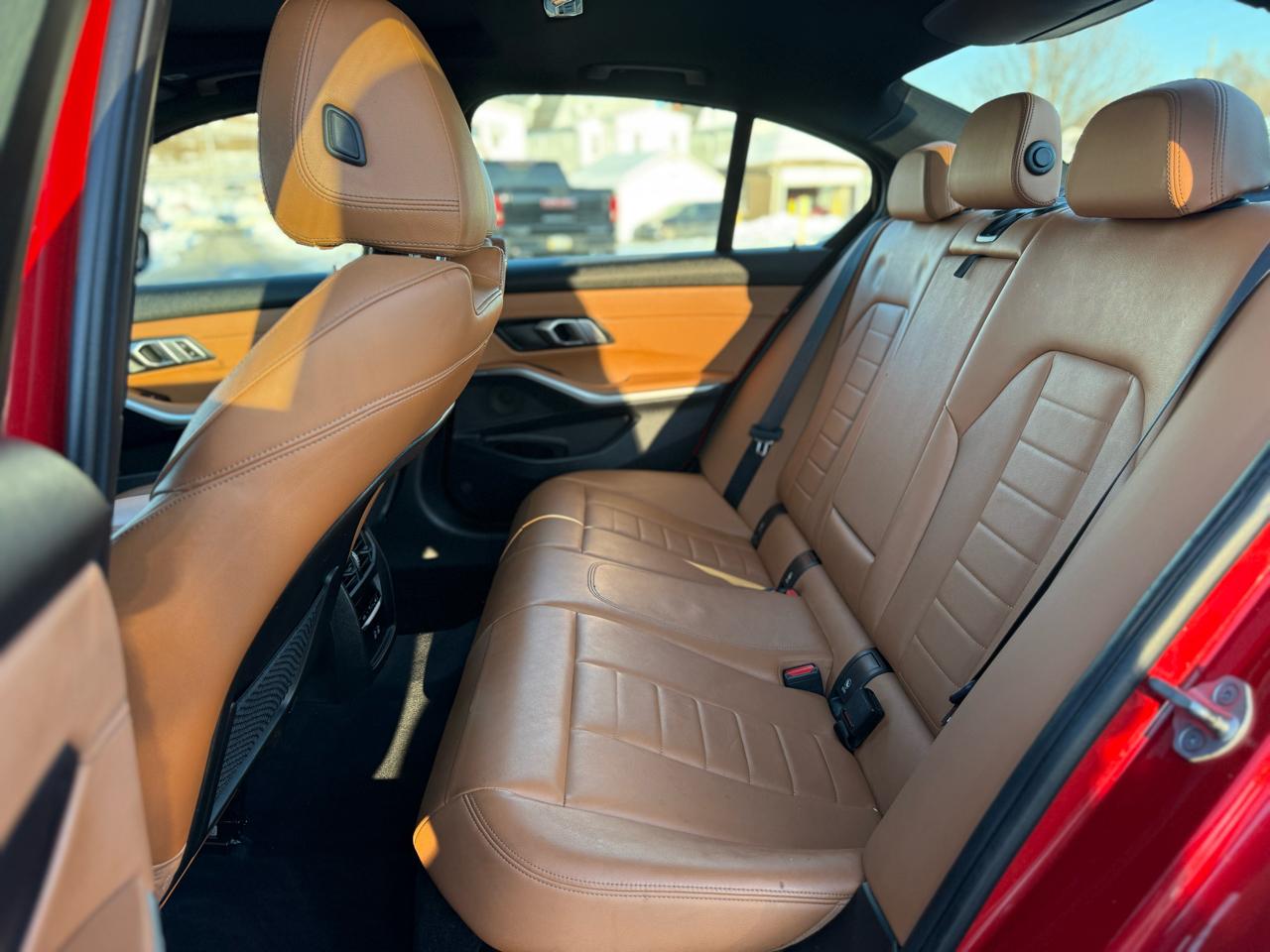 BMW 3-Series 330i xDrive 2021