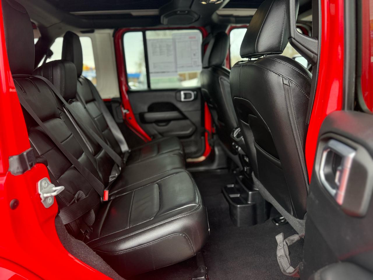 Jeep Wrangler Unlimited Sahara 2021