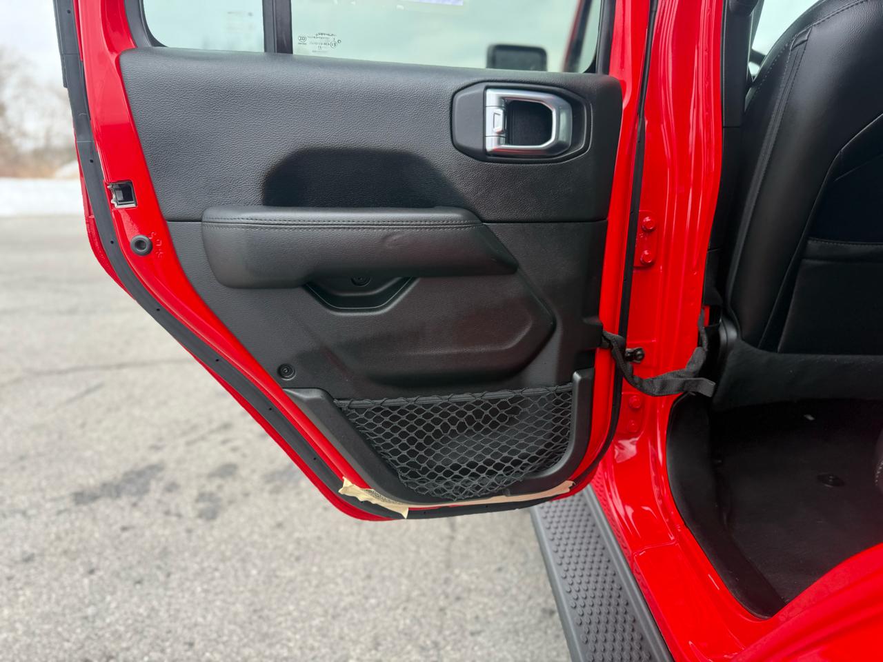 Jeep Wrangler Unlimited Sahara 2021