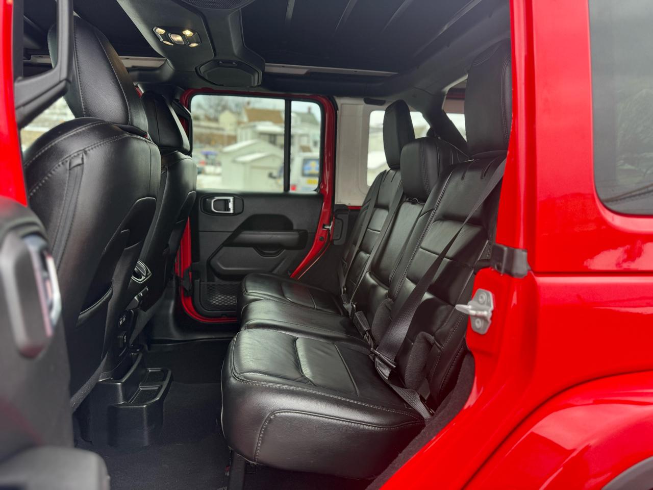 Jeep Wrangler Unlimited Sahara 2021