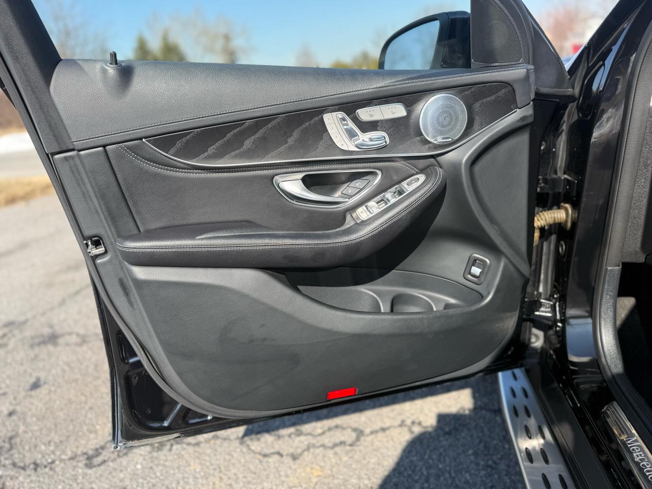 Mercedes-Benz GLC-Class GLC300 4MATIC 2016