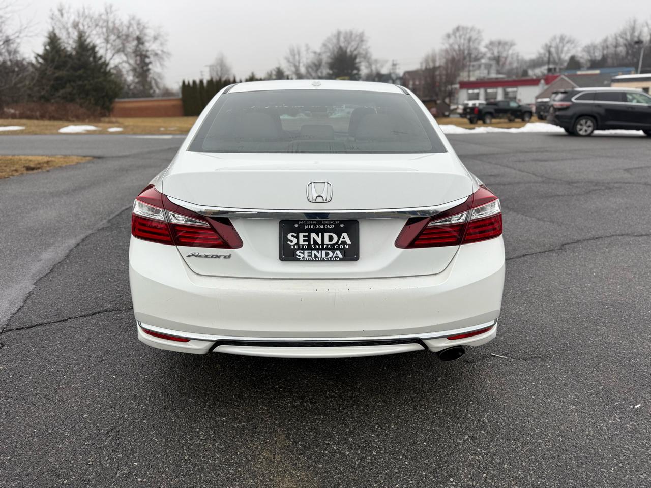 Honda Accord EX-L Sedan CVT w/ Honda Sensing 2016