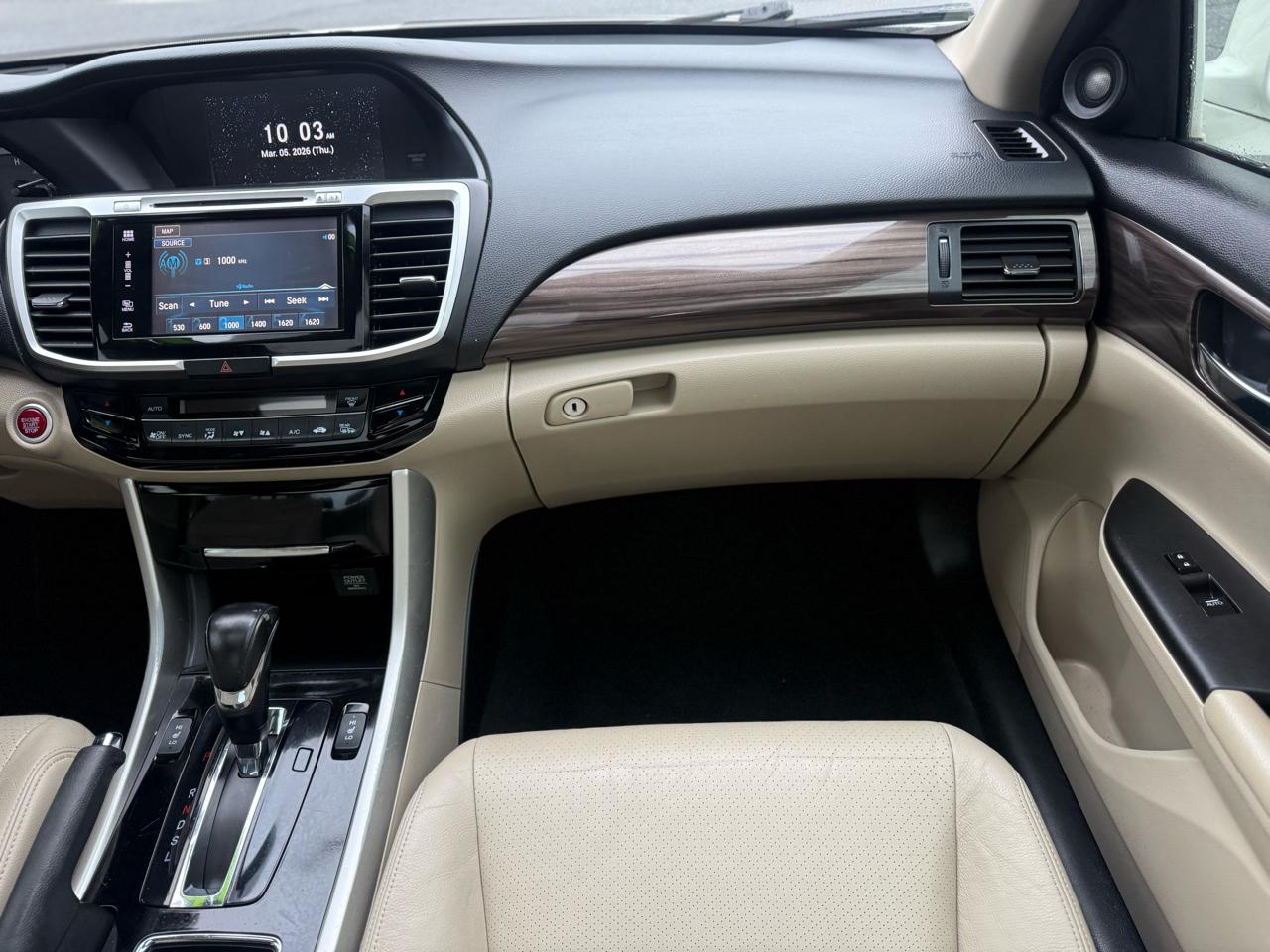 Honda Accord EX-L Sedan CVT w/ Honda Sensing 2016