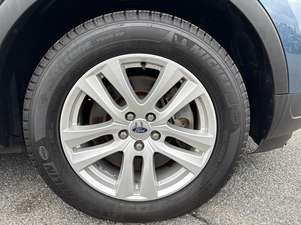 Ford Explorer XLT 4WD 2018