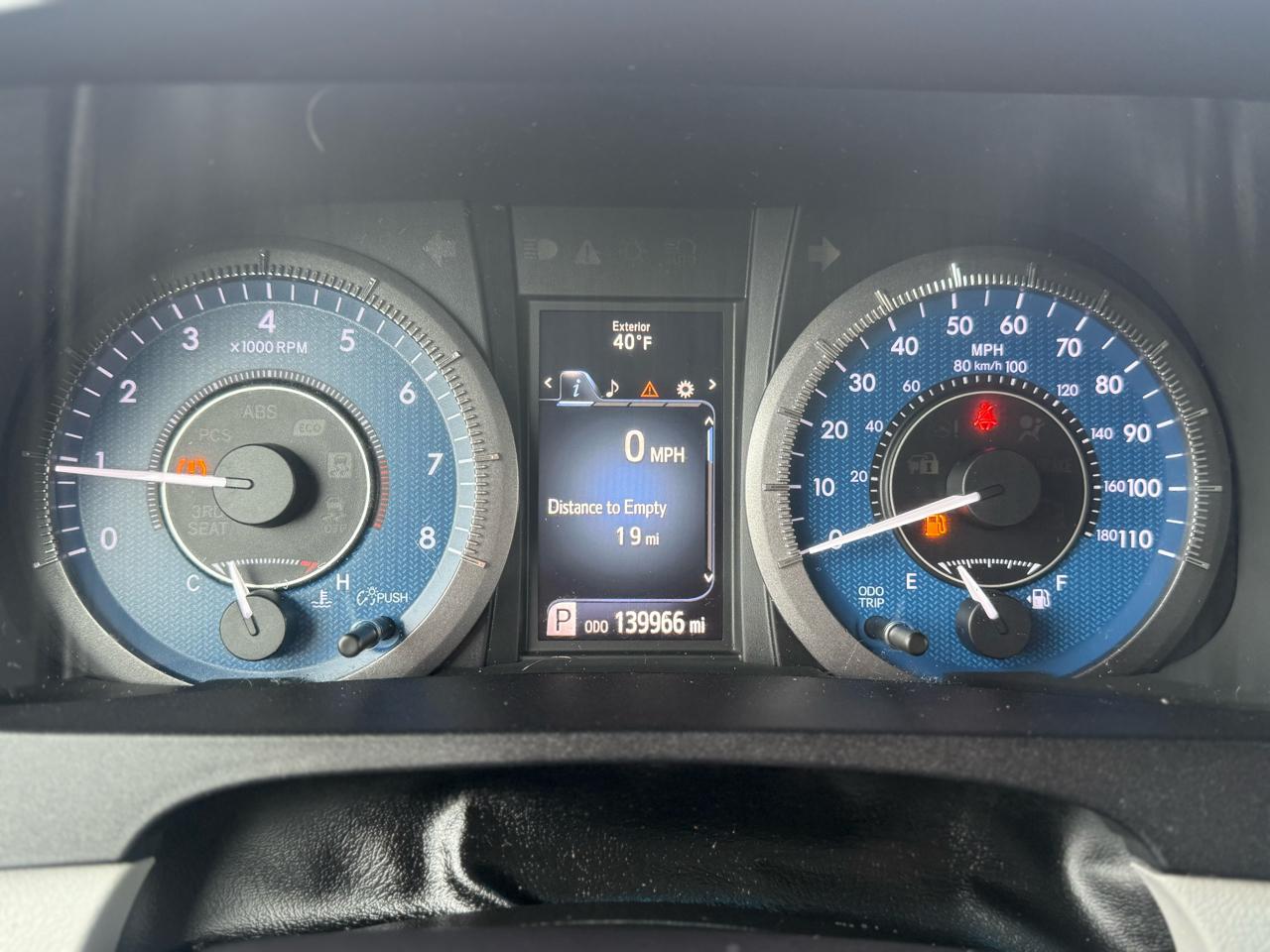 Toyota Sienna XLE 7-Passenger AWD 2017