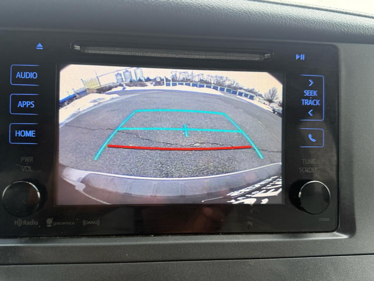 Toyota Sienna XLE 7-Passenger AWD 2017