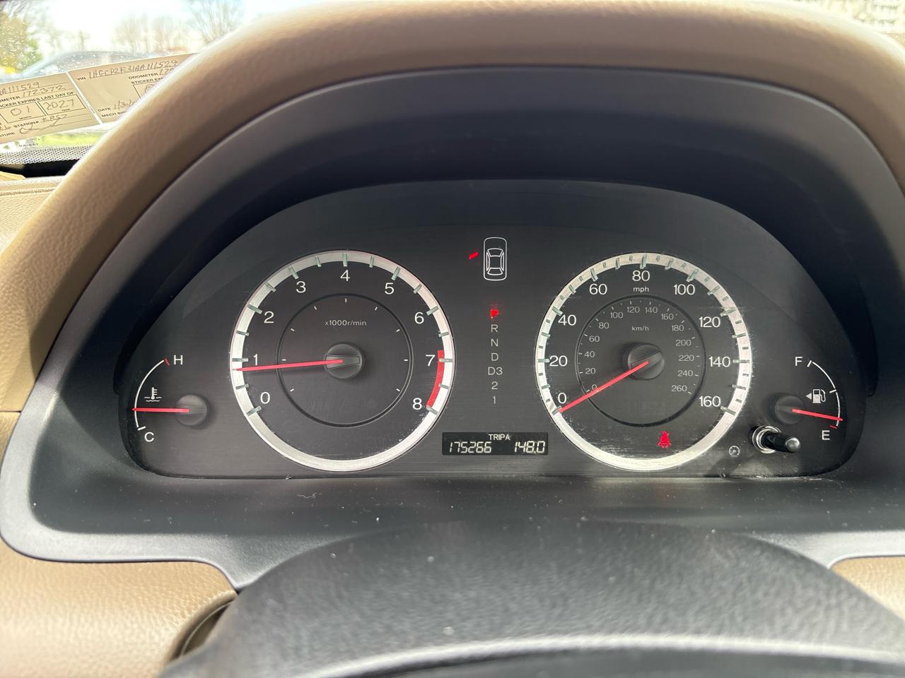 Honda Accord LX sedan AT 2010