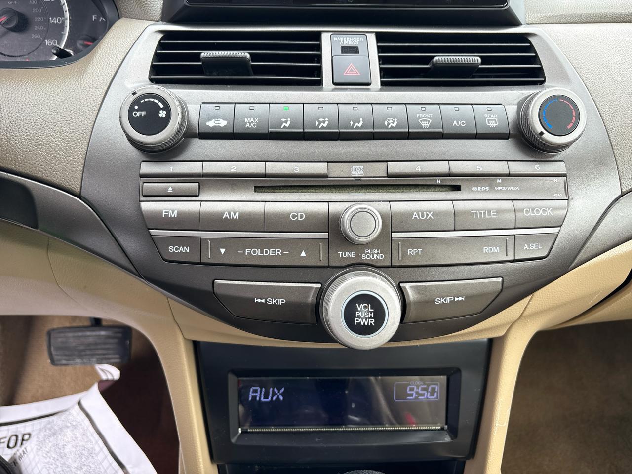 Honda Accord LX sedan AT 2010