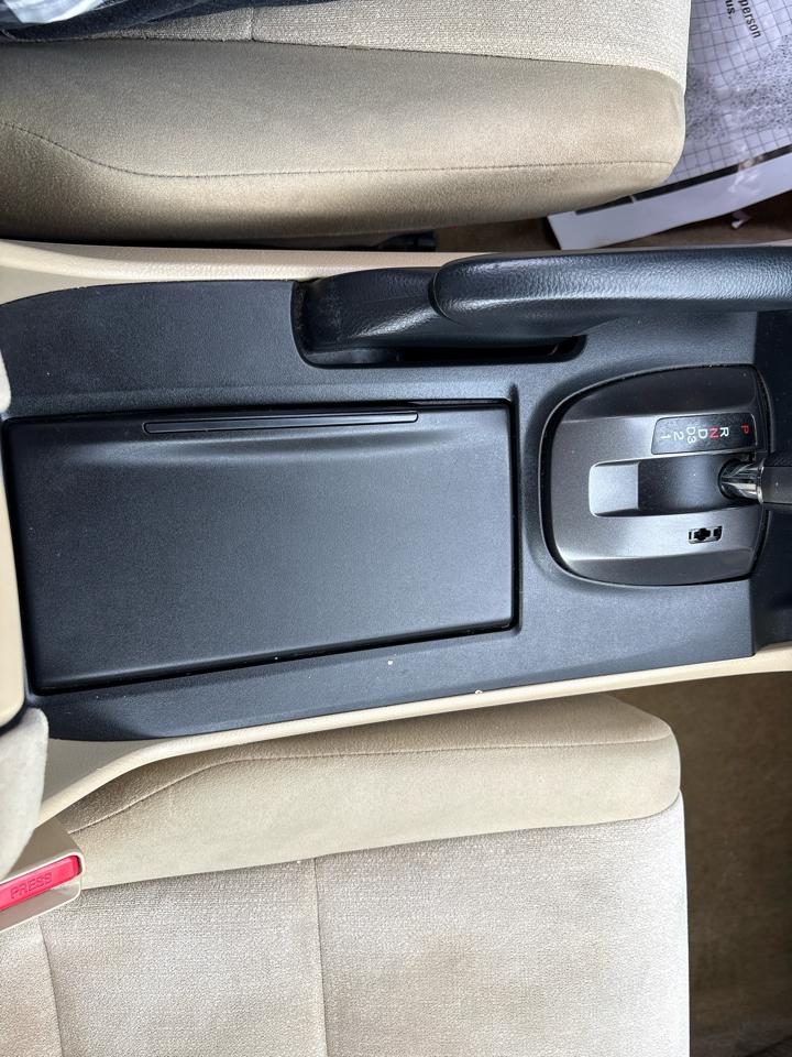 Honda Accord LX sedan AT 2010