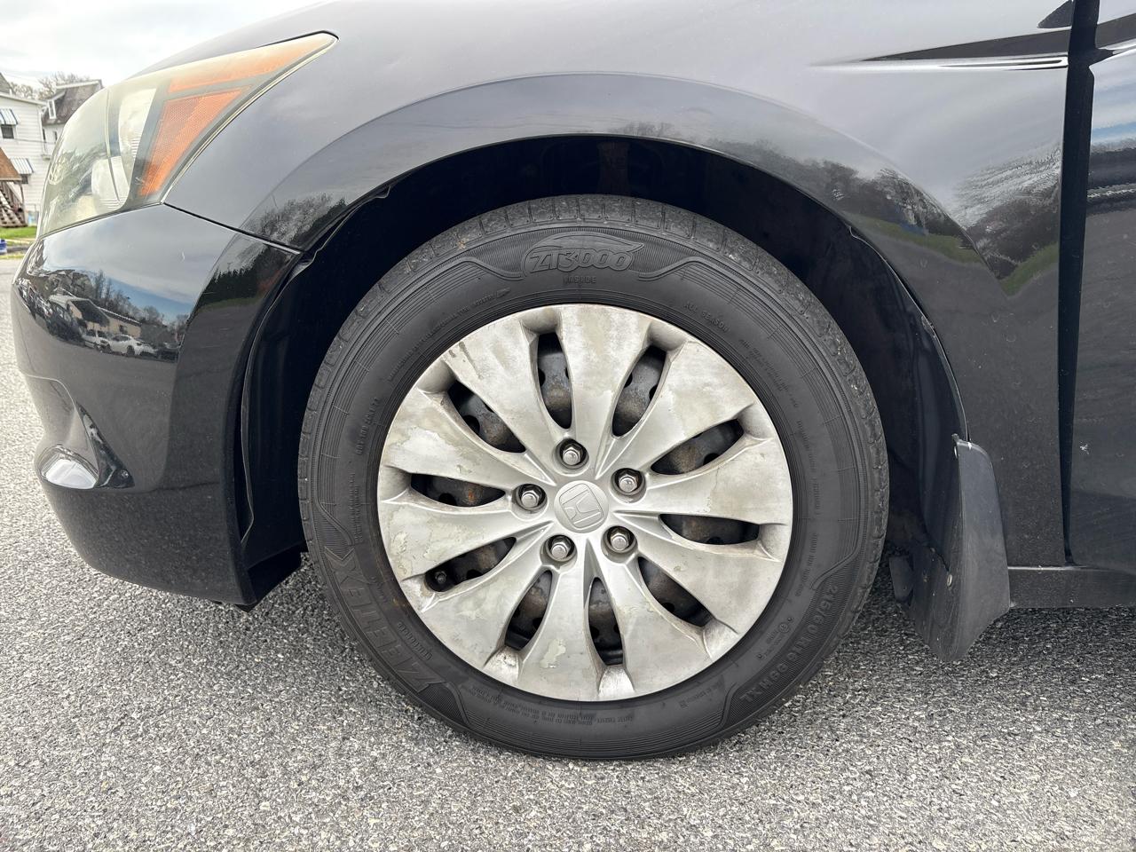 Honda Accord LX sedan AT 2010