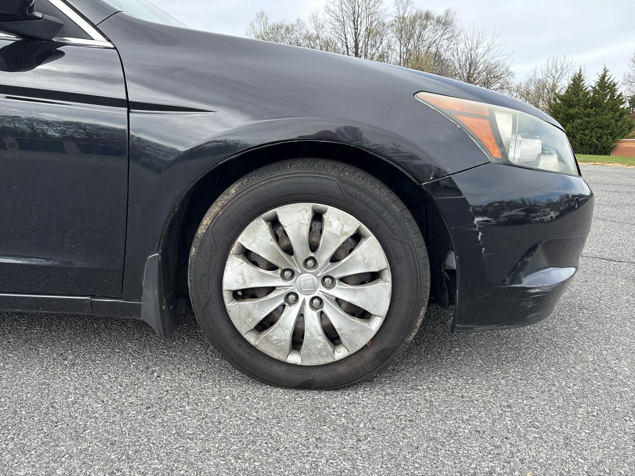 Honda Accord LX sedan AT 2010