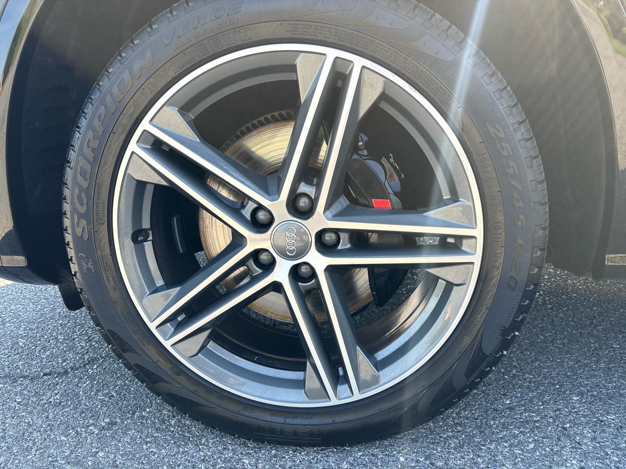 Audi SQ5 3.0T Premium Plus quattro 2018