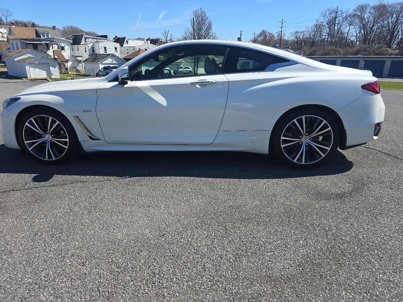Infiniti Q60 3.0t Premium AWD 2017