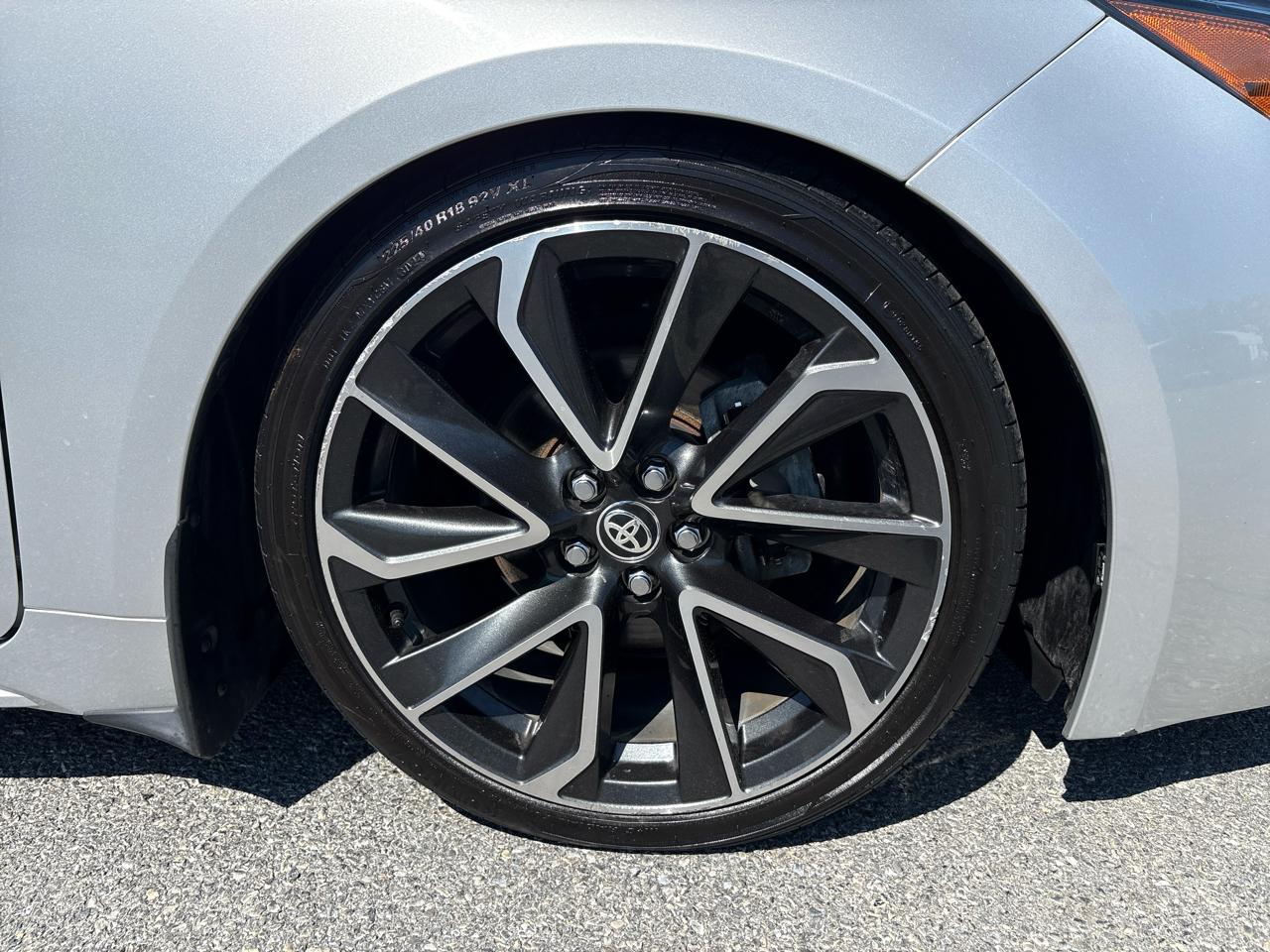 Toyota Corolla XSE Hatchback 6M 2020