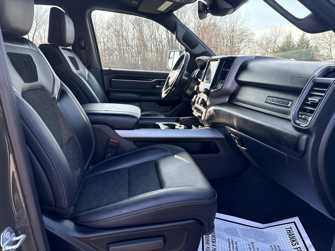 RAM 1500 Big Horn Quad Cab 4WD 2021