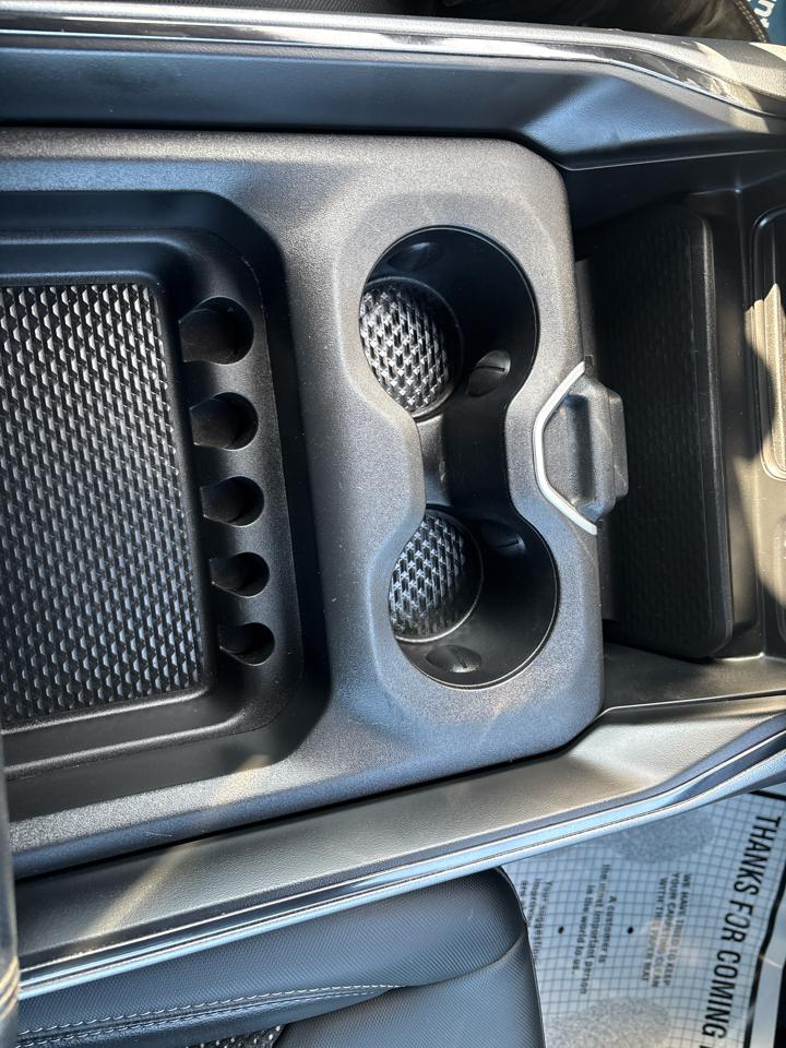 RAM 1500 Big Horn Quad Cab 4WD 2021