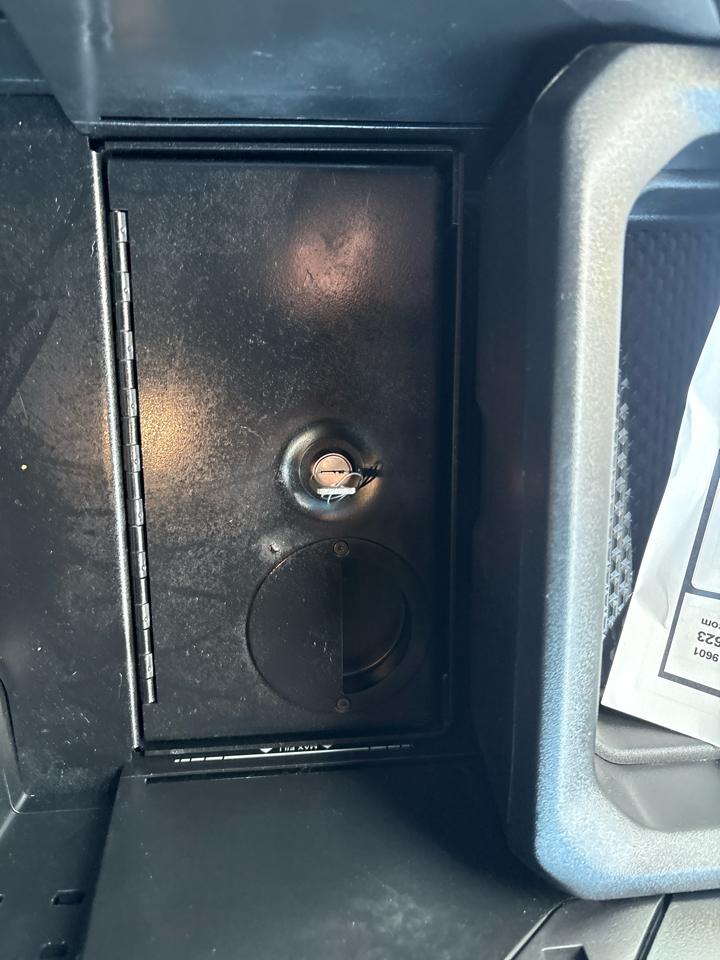 RAM 1500 Big Horn Quad Cab 4WD 2021