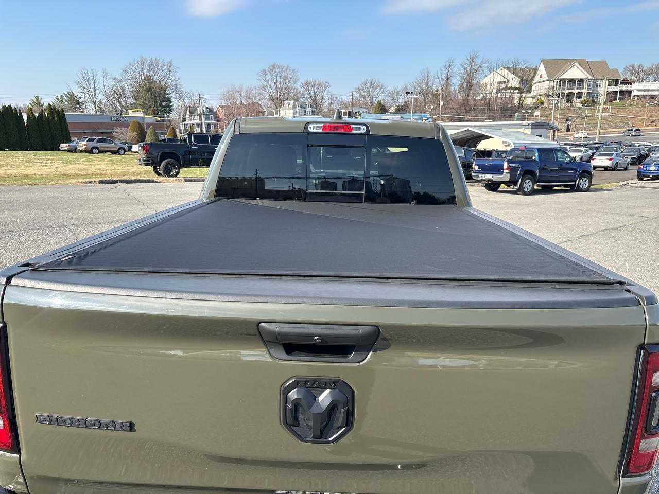 RAM 1500 Big Horn Quad Cab 4WD 2021