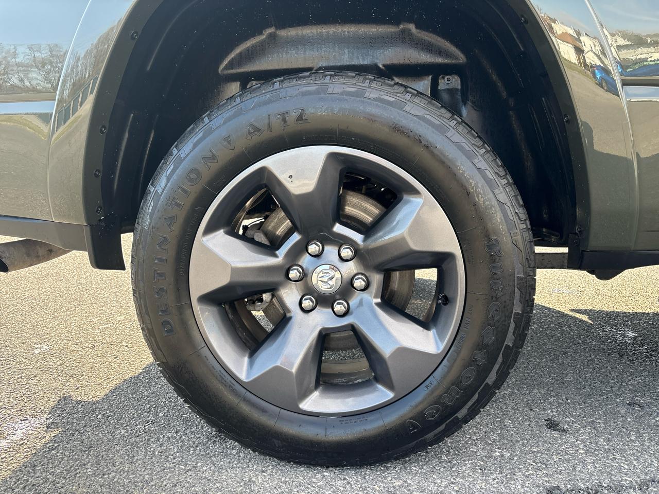 RAM 1500 Big Horn Quad Cab 4WD 2021