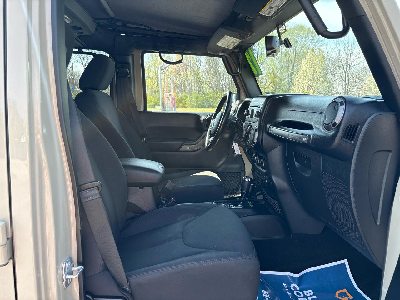 Jeep Wrangler Unlimited Sport 4WD 2017