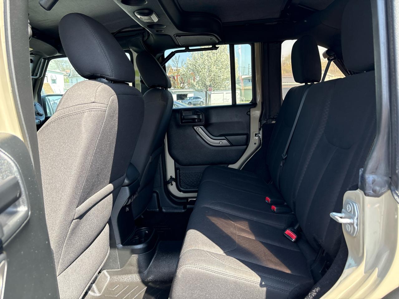 Jeep Wrangler Unlimited Sport 4WD 2017