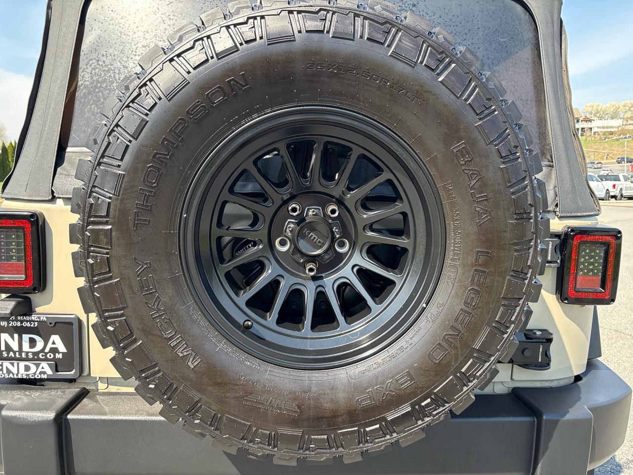 Jeep Wrangler Unlimited Sport 4WD 2017