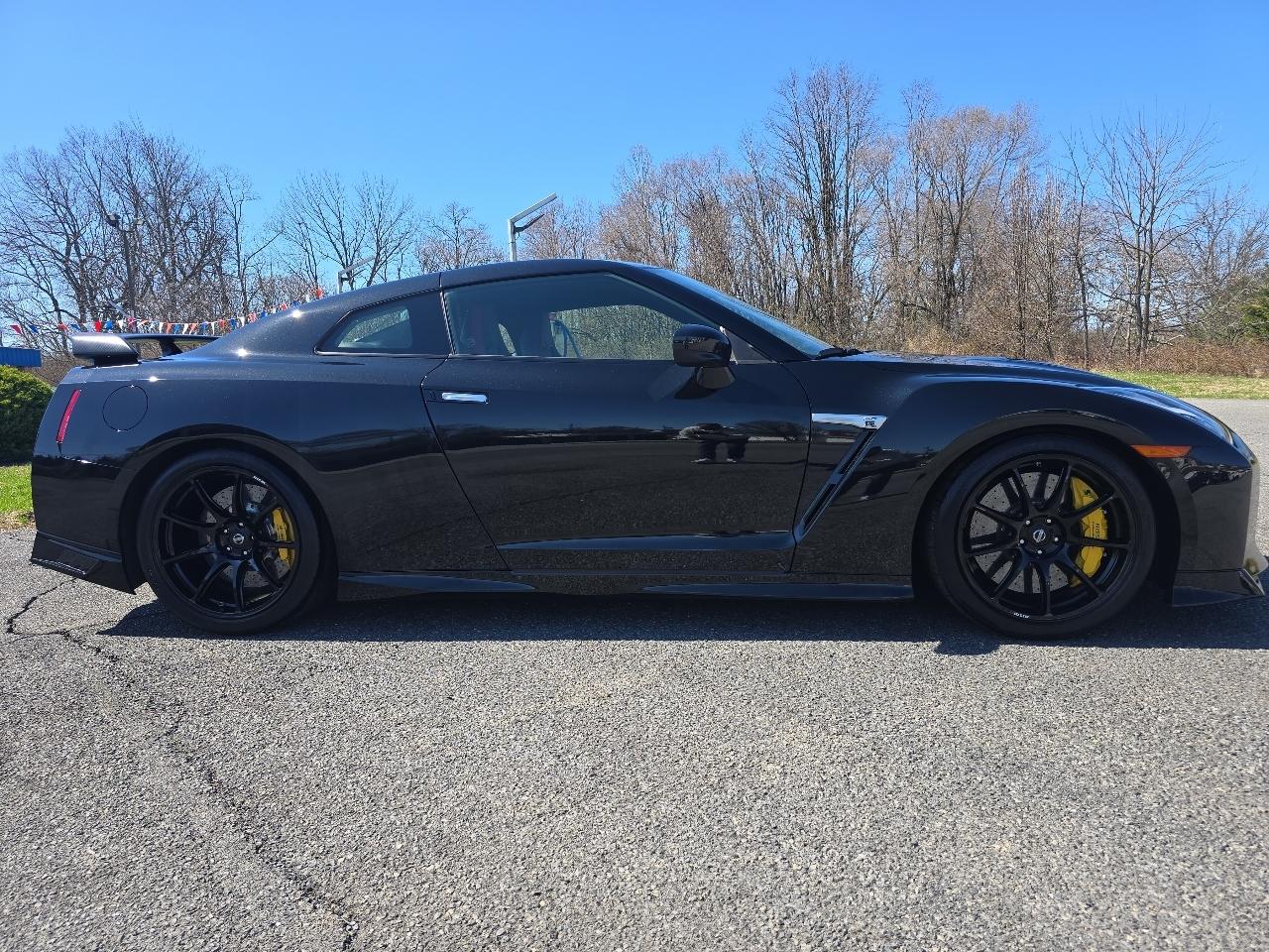 Nissan GT-R Track Edition 2020