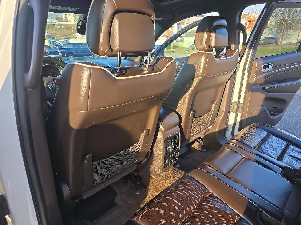 Jeep Grand Cherokee Overland 4WD 2018