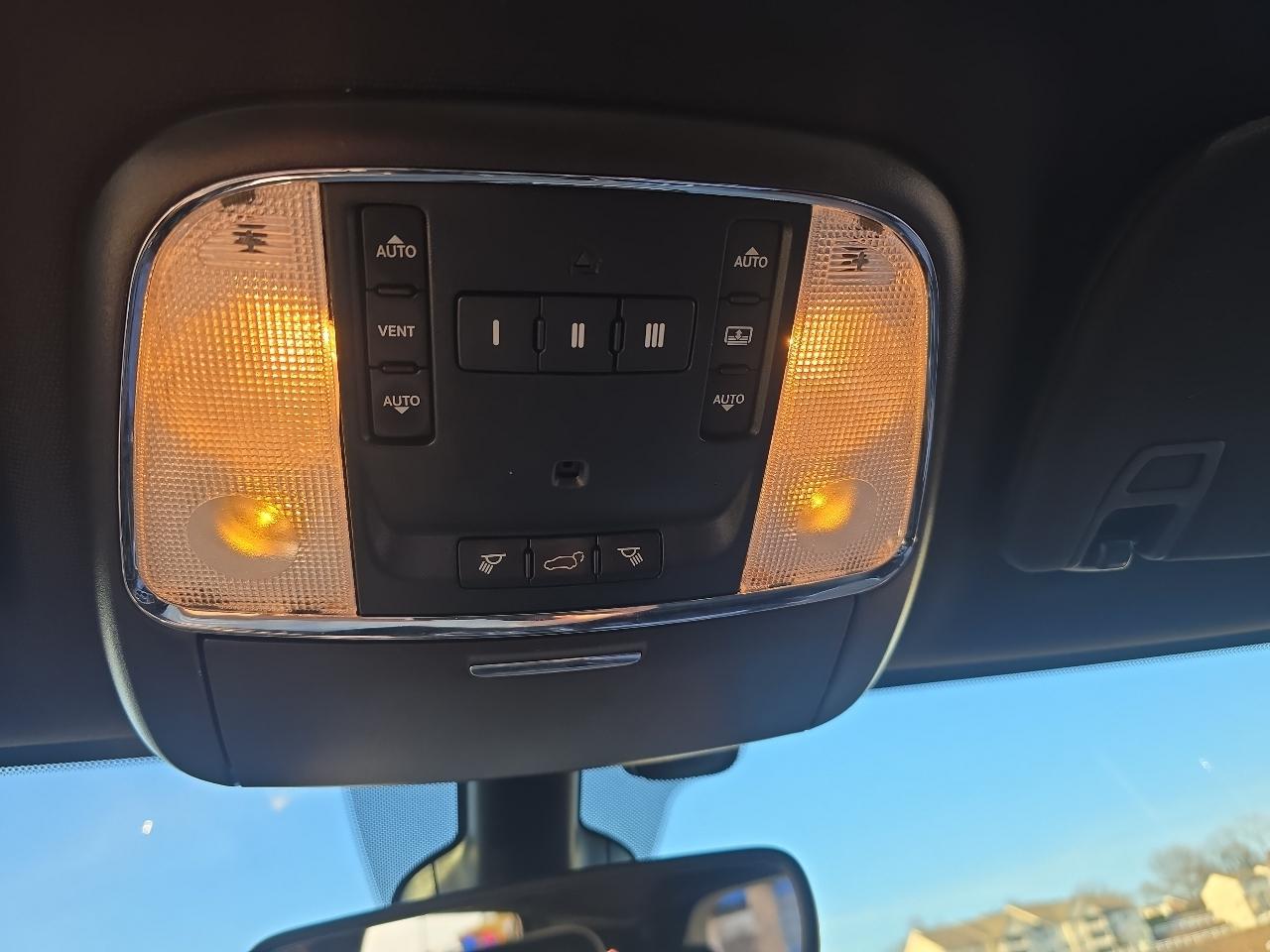 Jeep Grand Cherokee Overland 4WD 2018