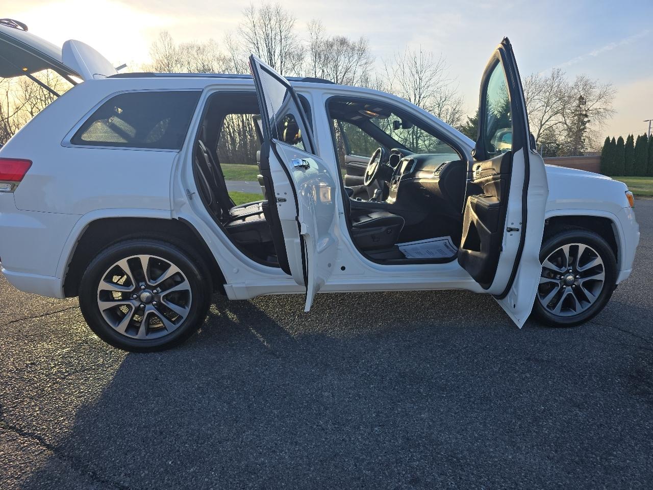 Jeep Grand Cherokee Overland 4WD 2018