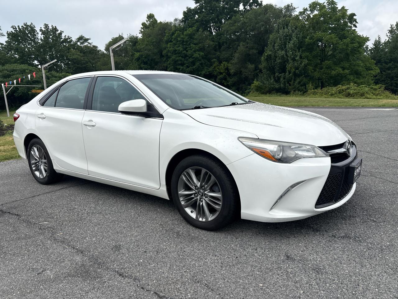 Toyota Camry SE 2015