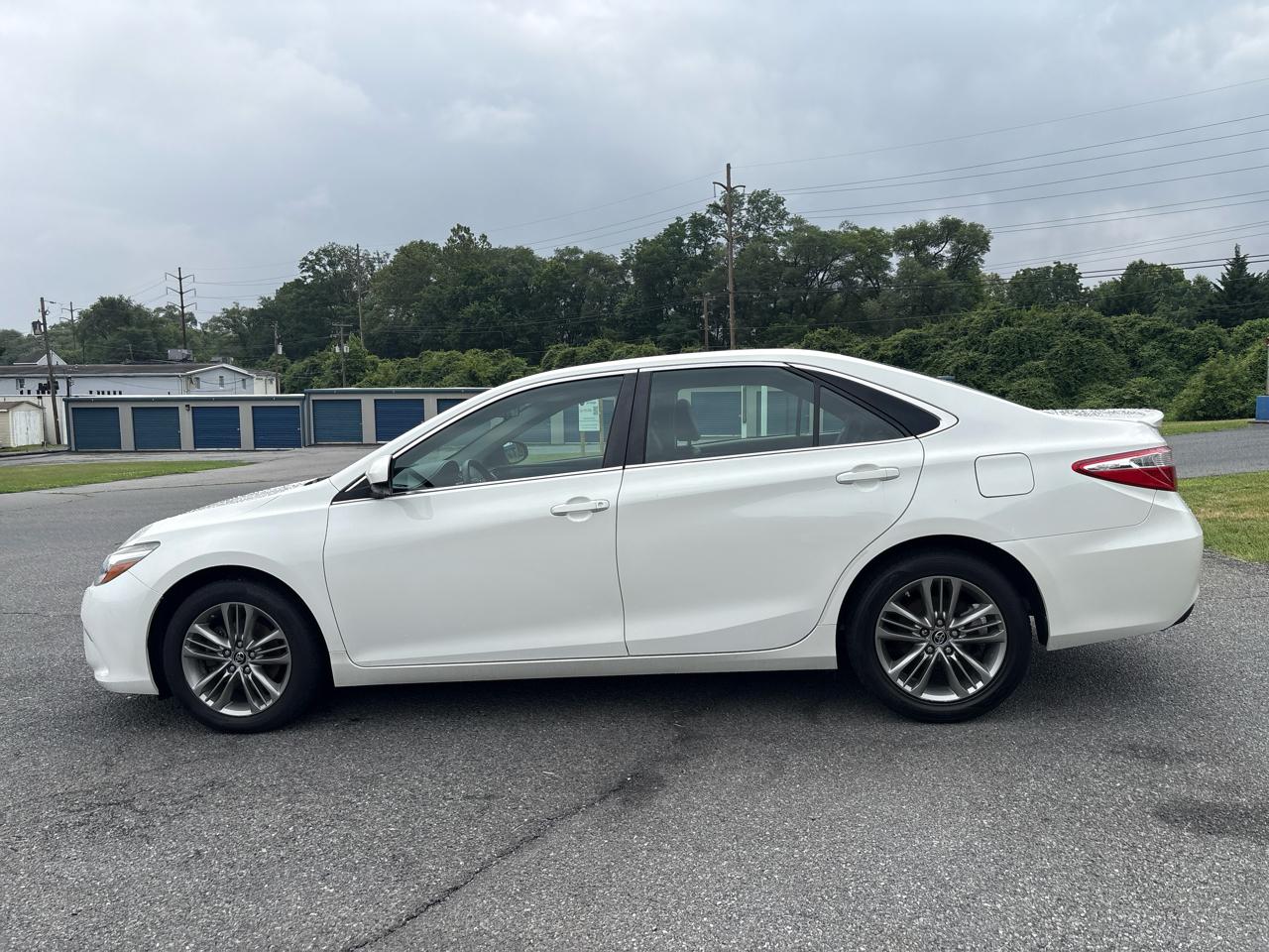 Toyota Camry SE 2015