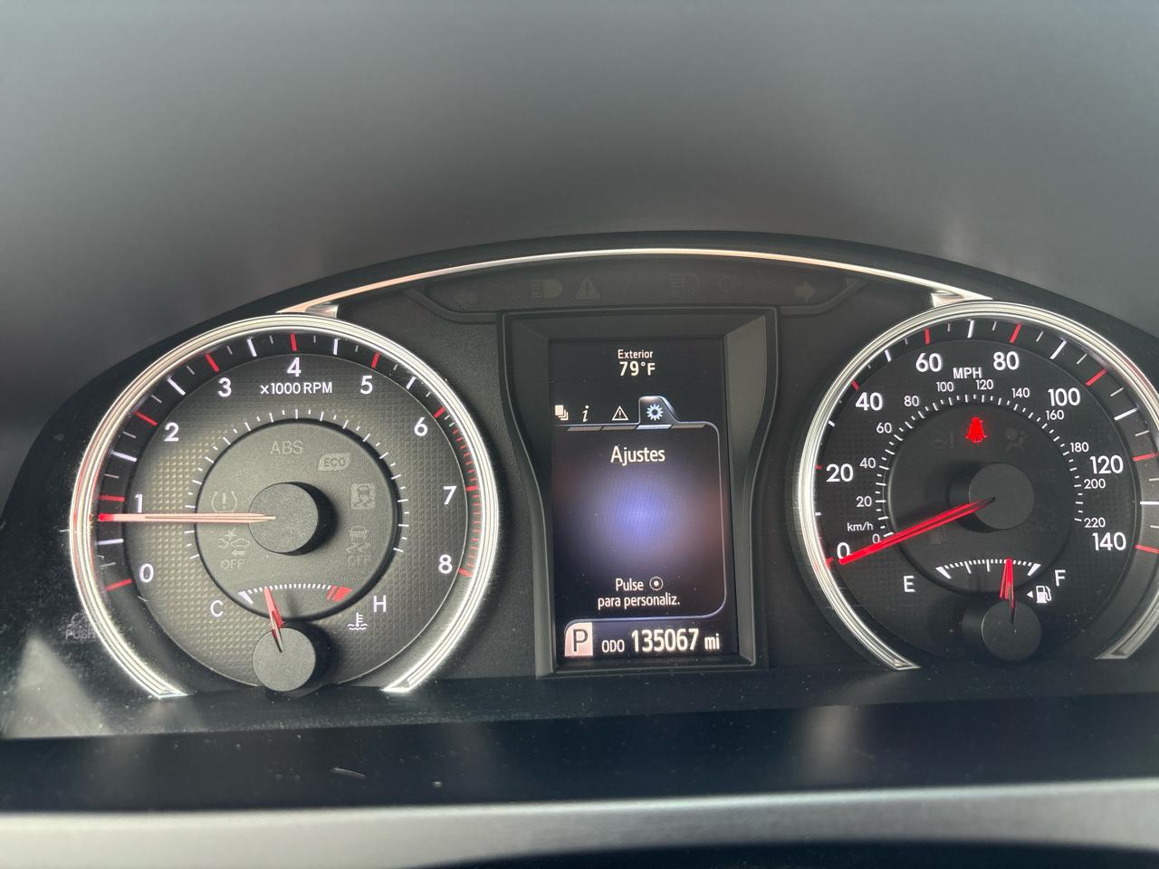 Toyota Camry SE 2015