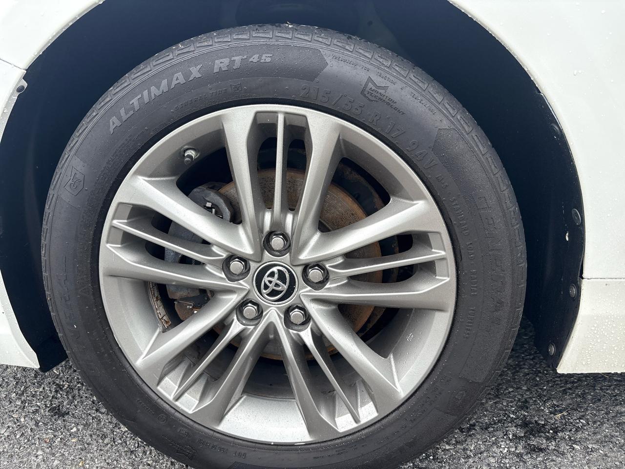 Toyota Camry SE 2015