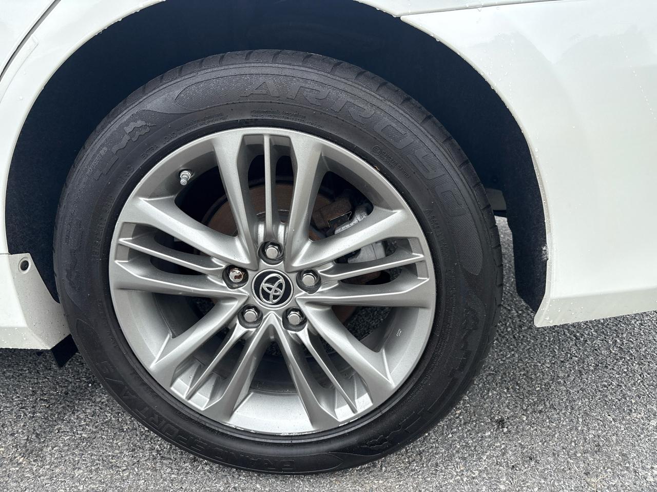 Toyota Camry SE 2015