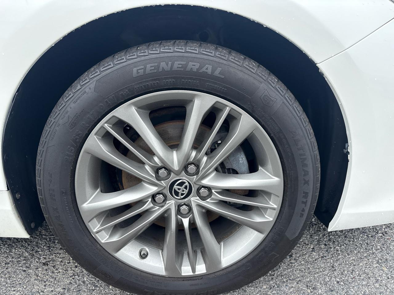 Toyota Camry SE 2015
