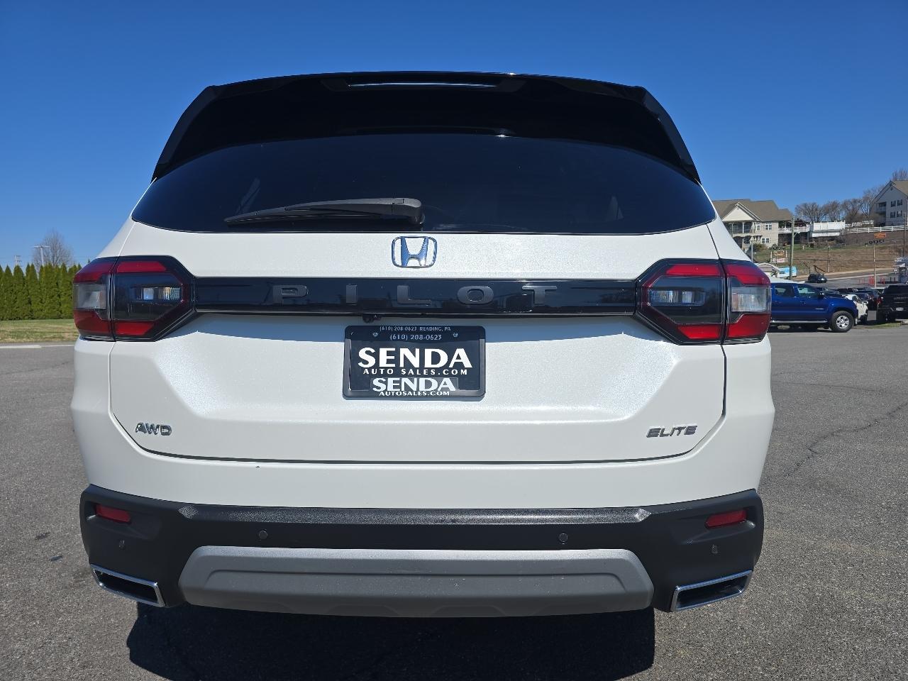 Honda Pilot Elite AWD 2023