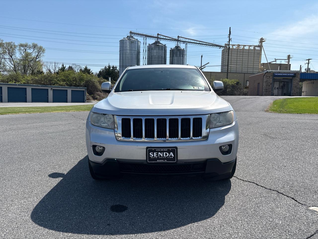 Jeep Grand Cherokee Laredo 4WD 2011
