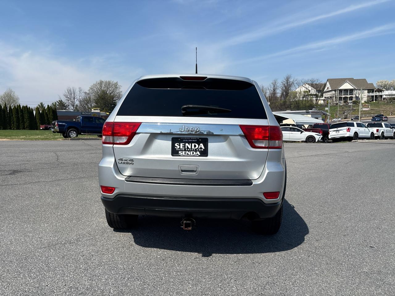 Jeep Grand Cherokee Laredo 4WD 2011