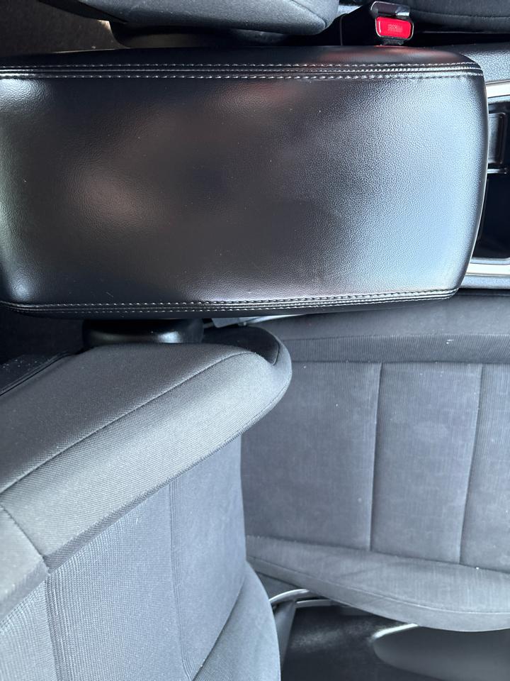 Jeep Grand Cherokee Laredo 4WD 2011