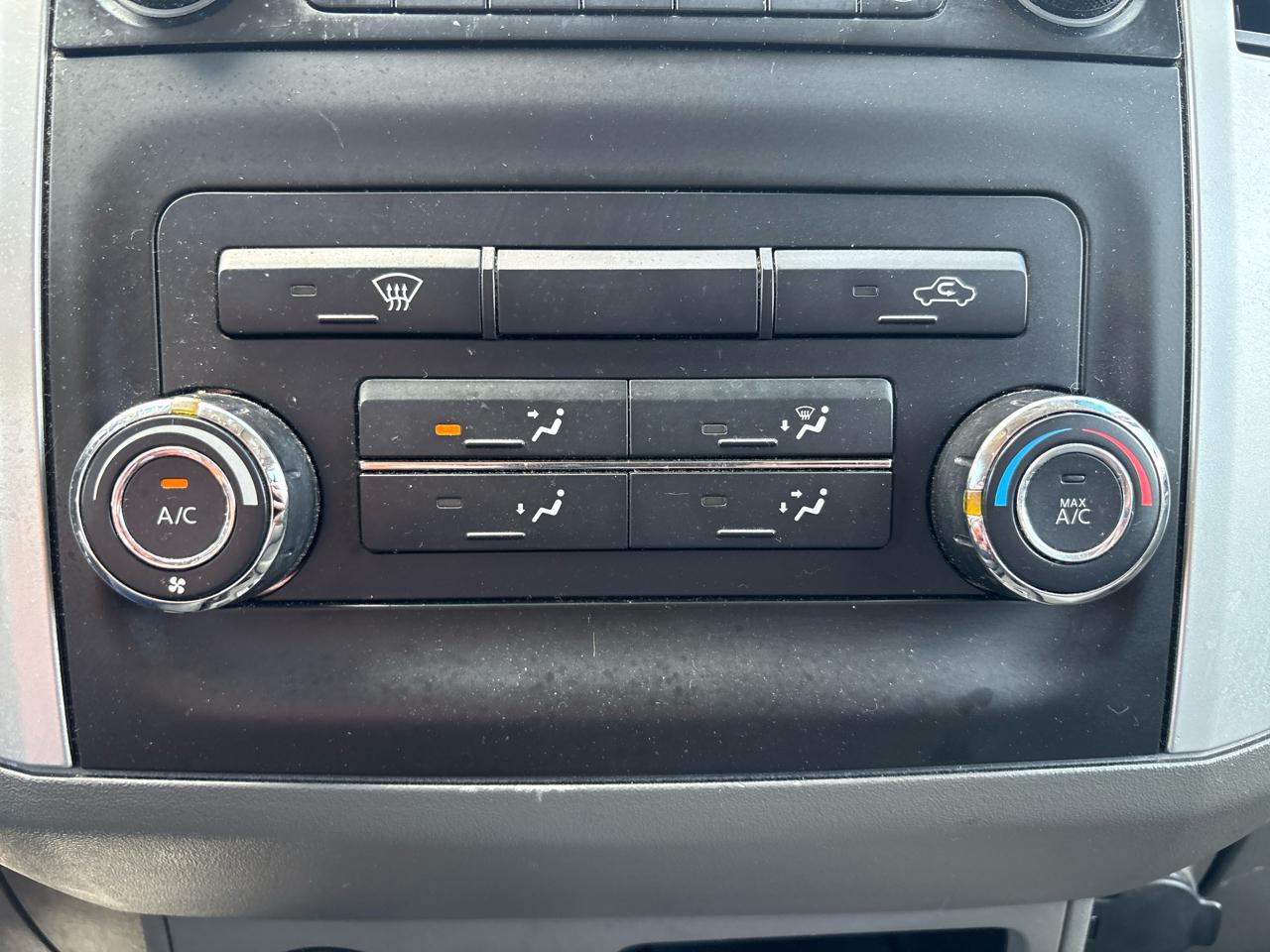 Nissan Frontier SV Crew Cab 5AT 4WD 2014