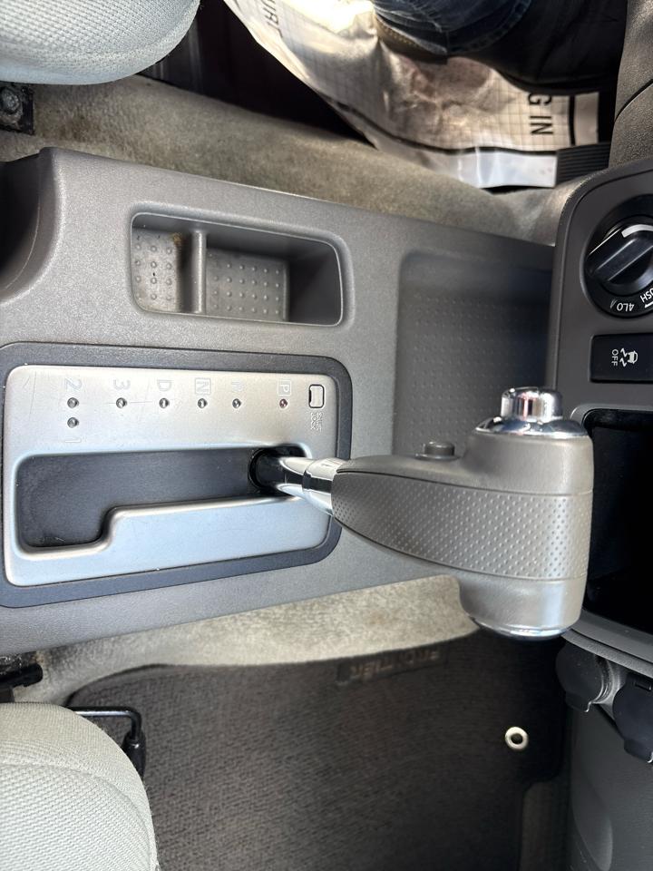 Nissan Frontier SV Crew Cab 5AT 4WD 2014