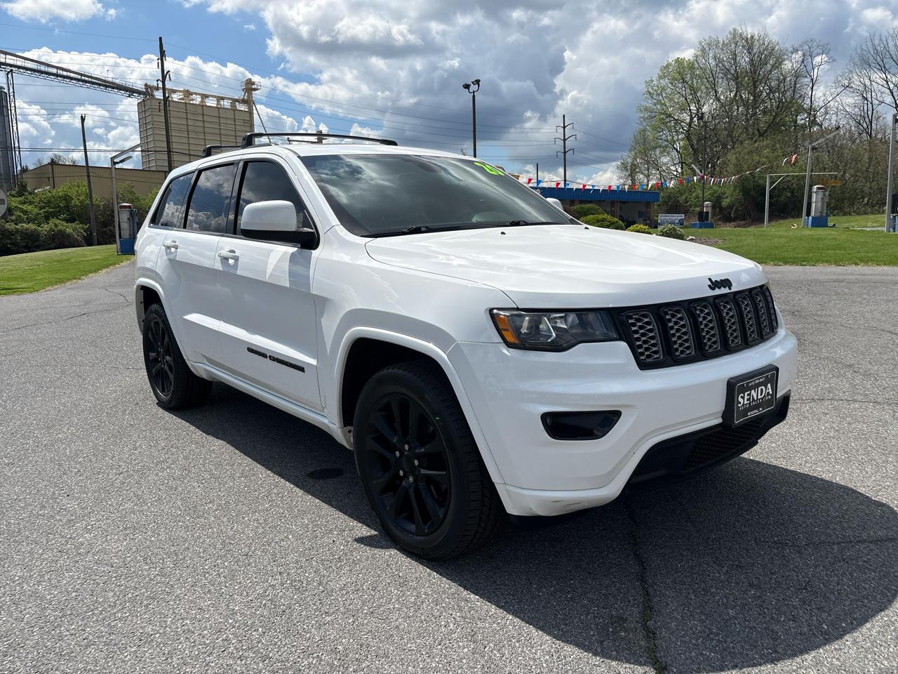 Jeep Grand Cherokee Laredo 4WD 2020