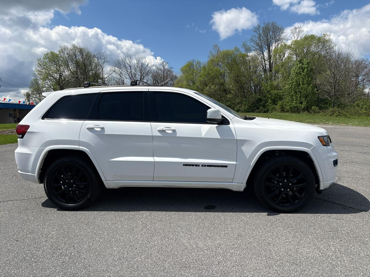 Jeep Grand Cherokee Laredo 4WD 2020