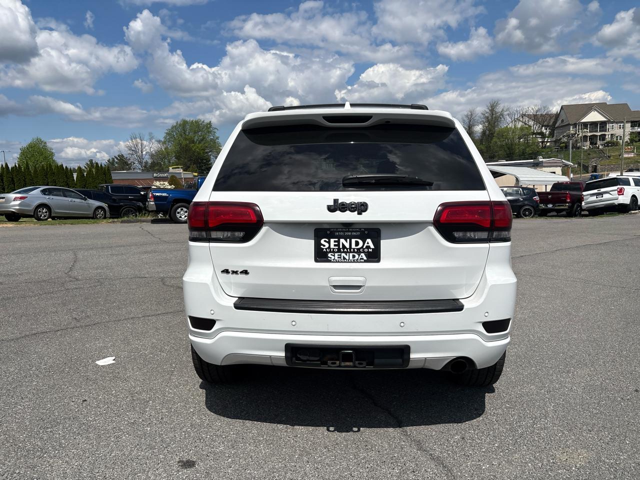Jeep Grand Cherokee Laredo 4WD 2020