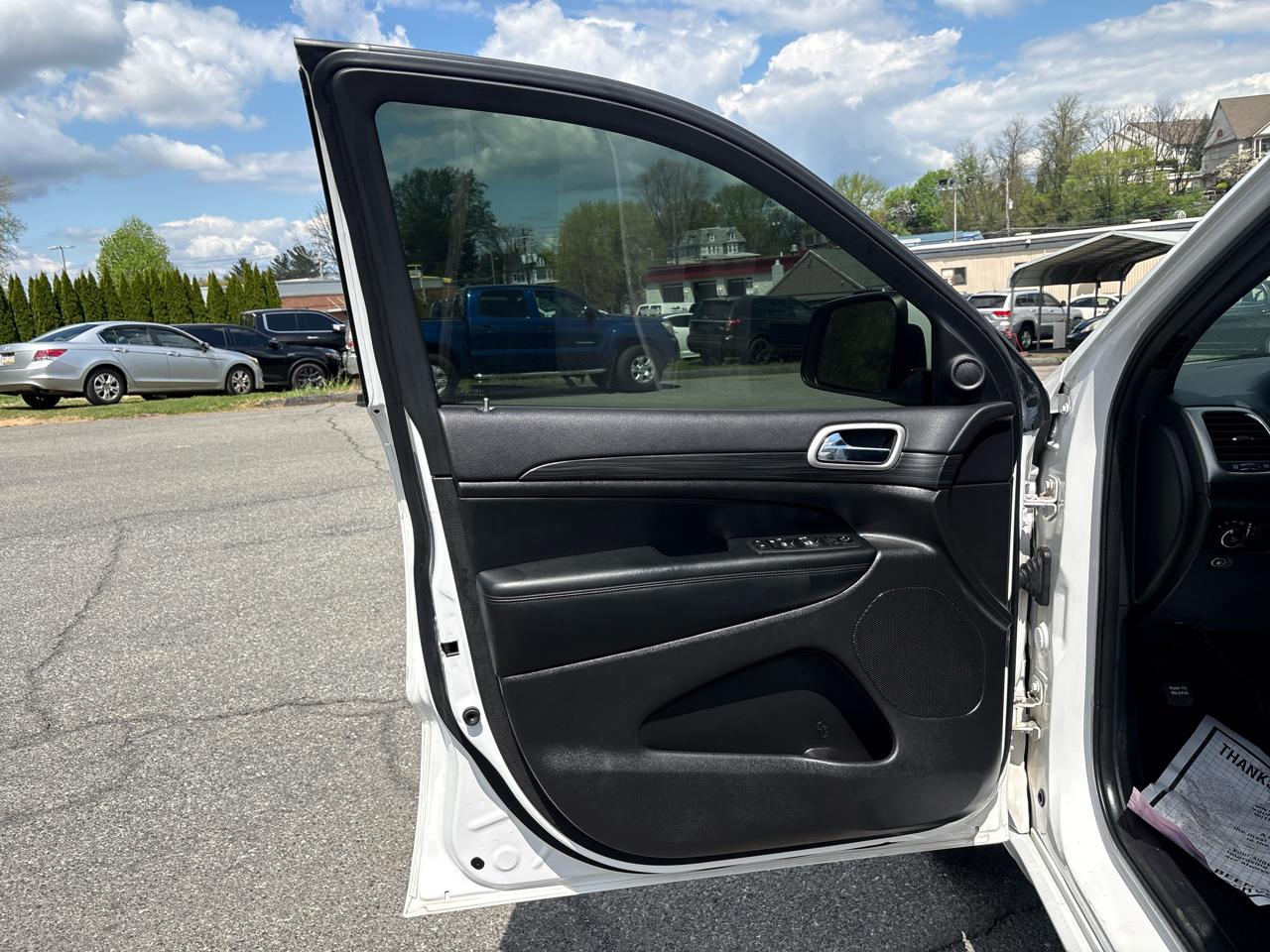 Jeep Grand Cherokee Laredo 4WD 2020